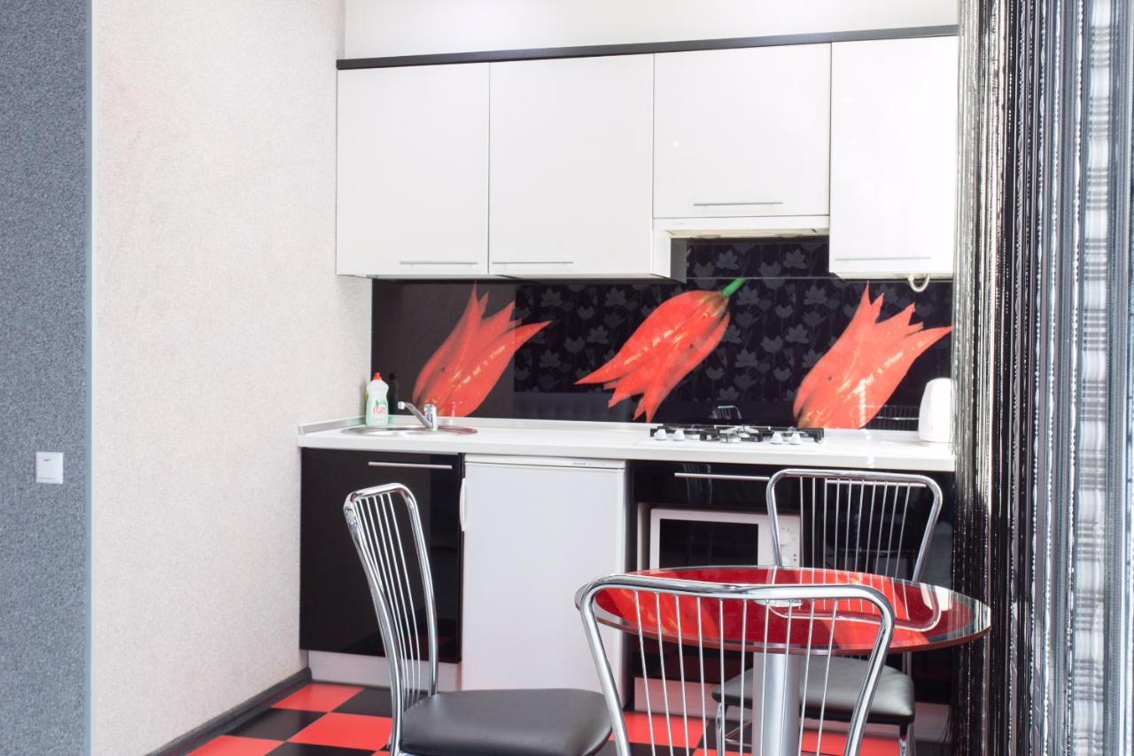 Kharkiv Apartments On Nauky Avenue Экстерьер фото